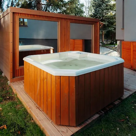 Holiday home Domki Wroclaw *