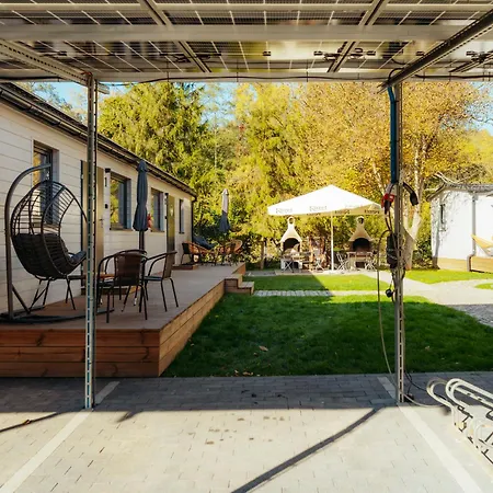 Feriehus Domki Wroclaw *