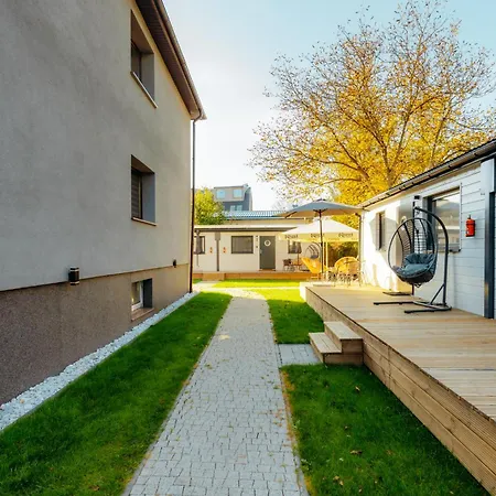 Feriehus Domki Wroclaw *